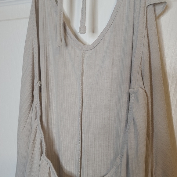 Cupshe Grey Ruffled Halter Mini Dress NWT - Picture 7 of 8